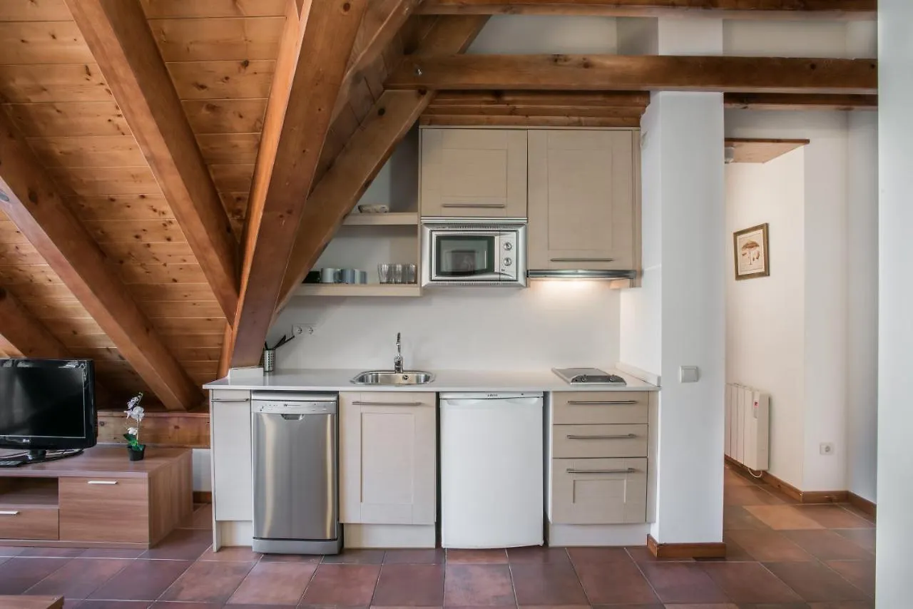 ** Апарт-отель Apartamentos Snoe Mont Romies Unhola Саларду Испания